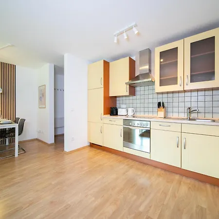 Favorite - Furth * Neuss